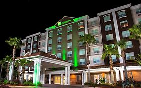 Holiday Inn And Suites Lake City